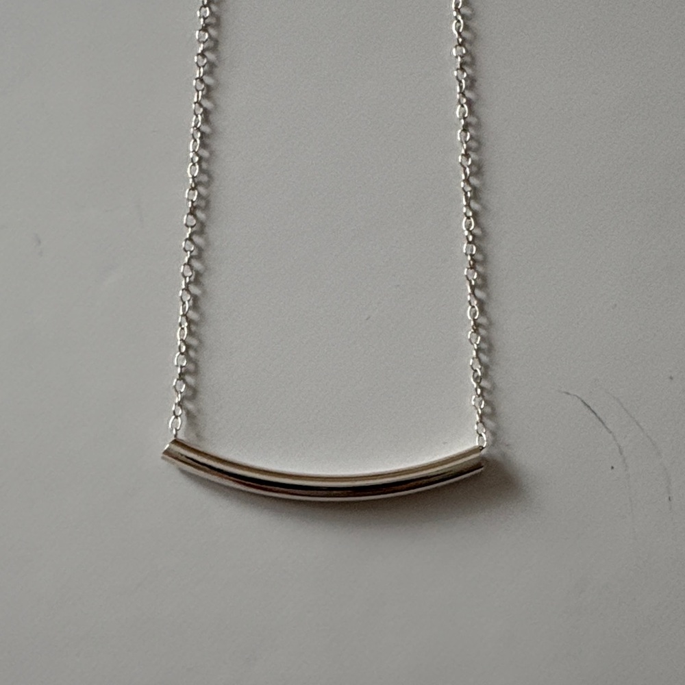 Elegant Silver Necklace 20”